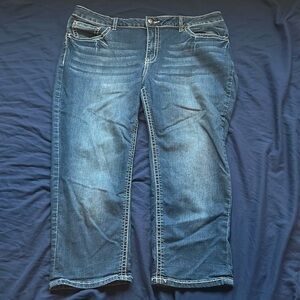 Love Indigo Capri’s Size 14